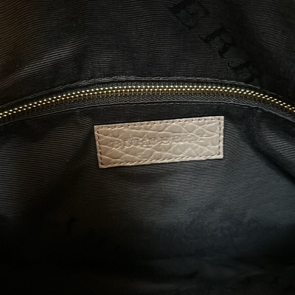 Burberry Leather Ledbury Hobo Bag - Picture 5 of 13